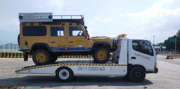 PUSAT JASA DEREK MOBIL TERBAIK DI PADANG SIDEMPUAN SUMATERA UTARA 08117200163