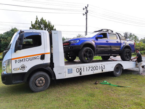 MOBIL DEREK TOWING DI LANGSA ACEH 08117200163