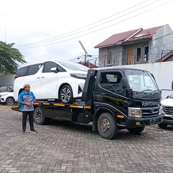 PUSAT JASA DEREK MOBIL TERDEKAT DI ALAS ROBAN JAWA TENGAH 08117200163