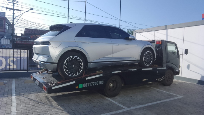 JASA KIRIM MOBIL TERBAIK DI YOGYAKARTA 08117200163