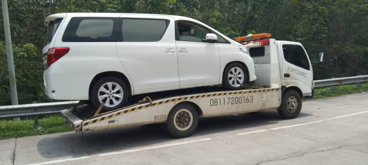 JASA MOBIL DEREK MURAH DI IDI RAYEUK ACEH TIMUR 08117200163