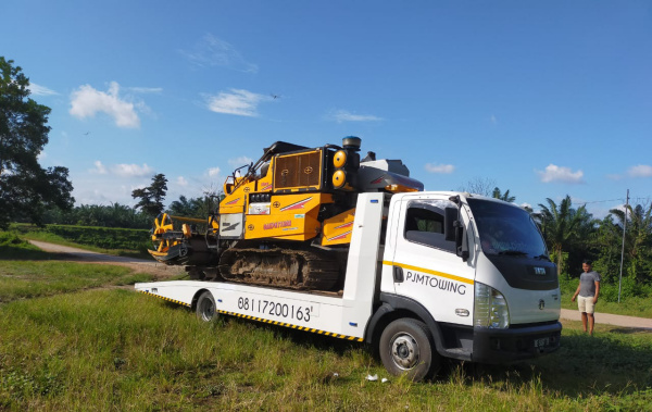 JASA KIRIM MOBIL ALAT BERAT MINI EXCAVATOR FORKLIFT DAN TRACKTOR DI SEMARANG JAWA TENGAH 08117200163